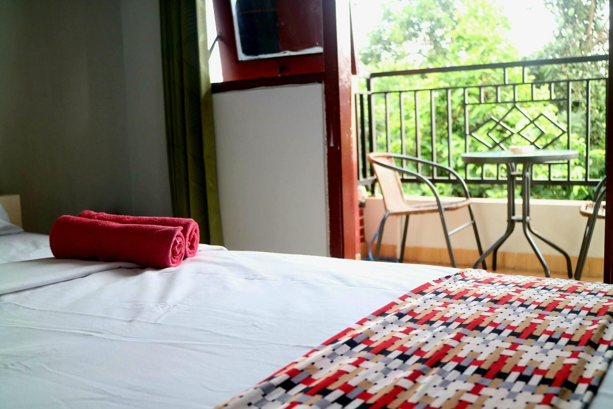 The Homey Rooms And Tours Gandok Esterno foto
